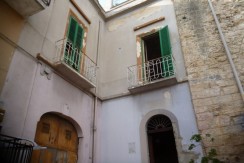 palazzo vendita centro storico Oria Puglia