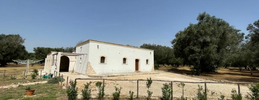 Trulli con casa di campagna in vendita, Latiano - Puglia